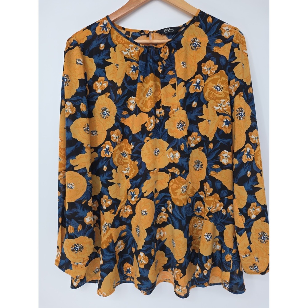 Du Jour Floral Blouse  Size M Pleated Puff Sleeve Skirted Hem GORGEOUS